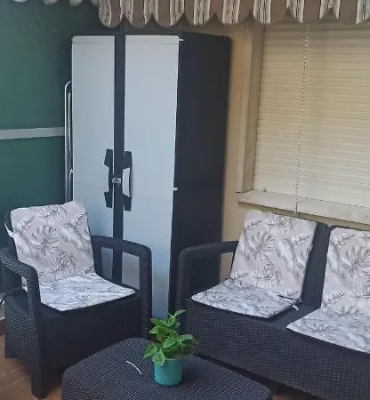 1 Linea Apartment *